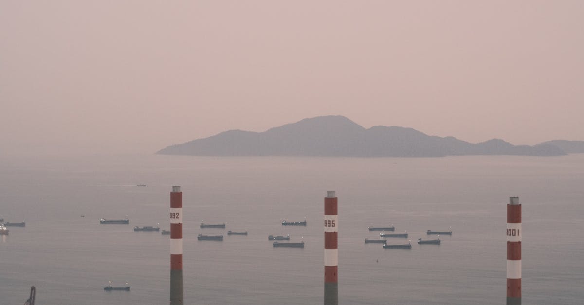 تأثير توقف الهجمات في مضيق هرمز على الأسواق العالمية