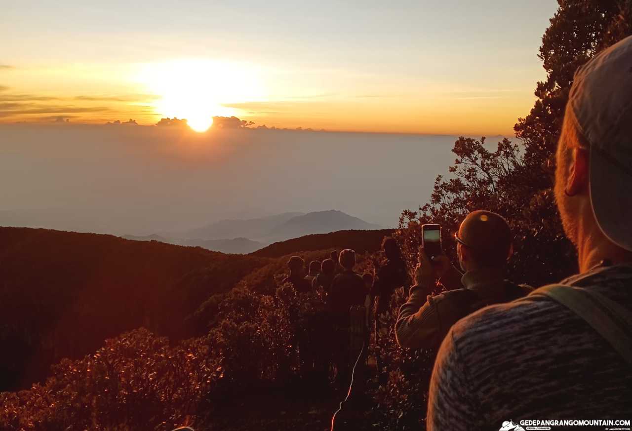 Reopen Climbing Trails at Gede Pangrango with RFID