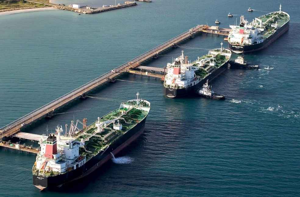 Affirmer le droit du Mexique de fournir du pétrole à Cuba