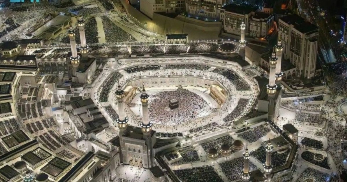 Entwicklung von Flughafen und U-Bahn in Mekka