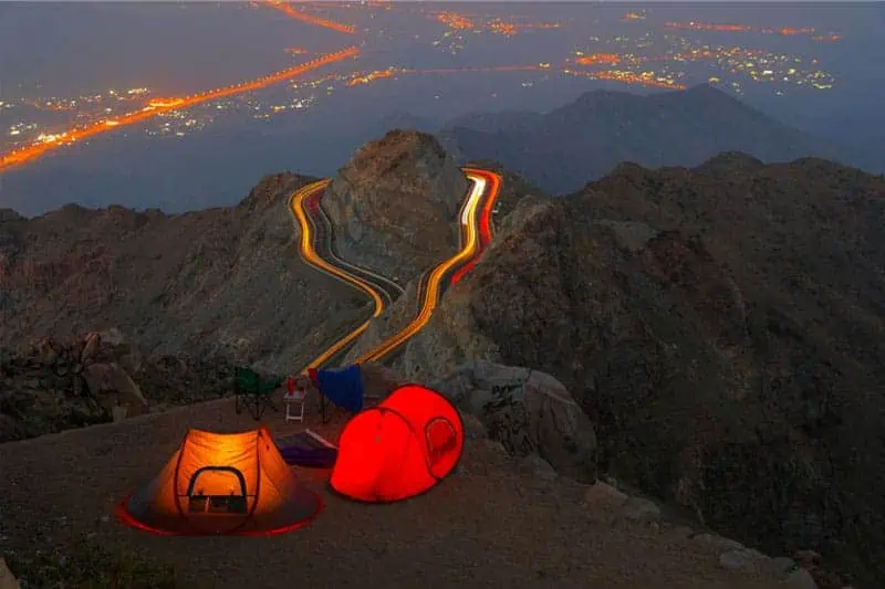 نقاش فلسفي حول الرغبة الإنسانية في الطائف