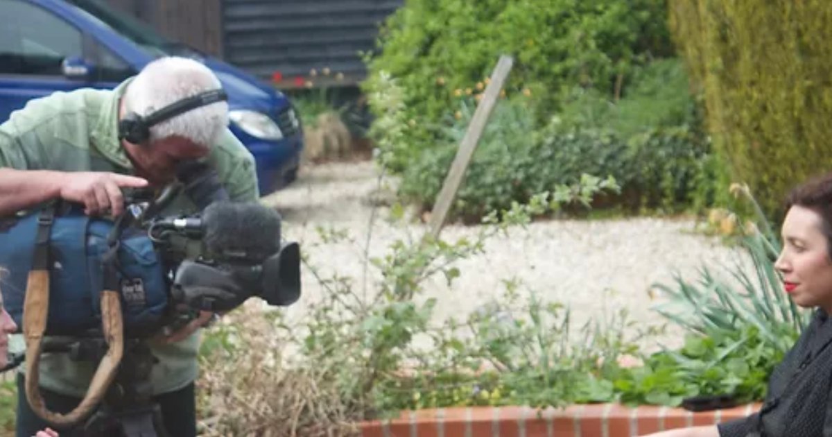 إشعارات حمراء للإنتربول بحق مالك رياض وابنه