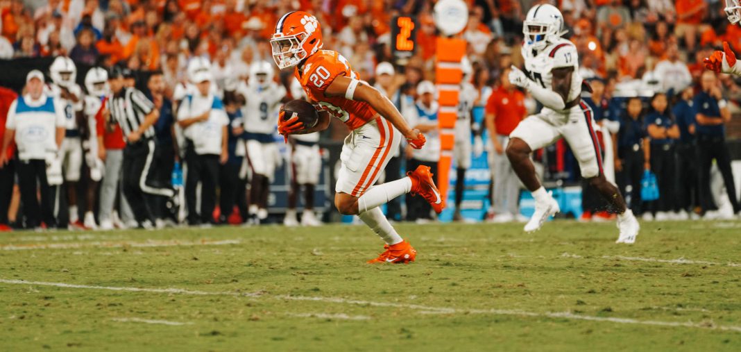 أهمية الدعم الأسري في مسيرة أفايون تيريل الرياضية