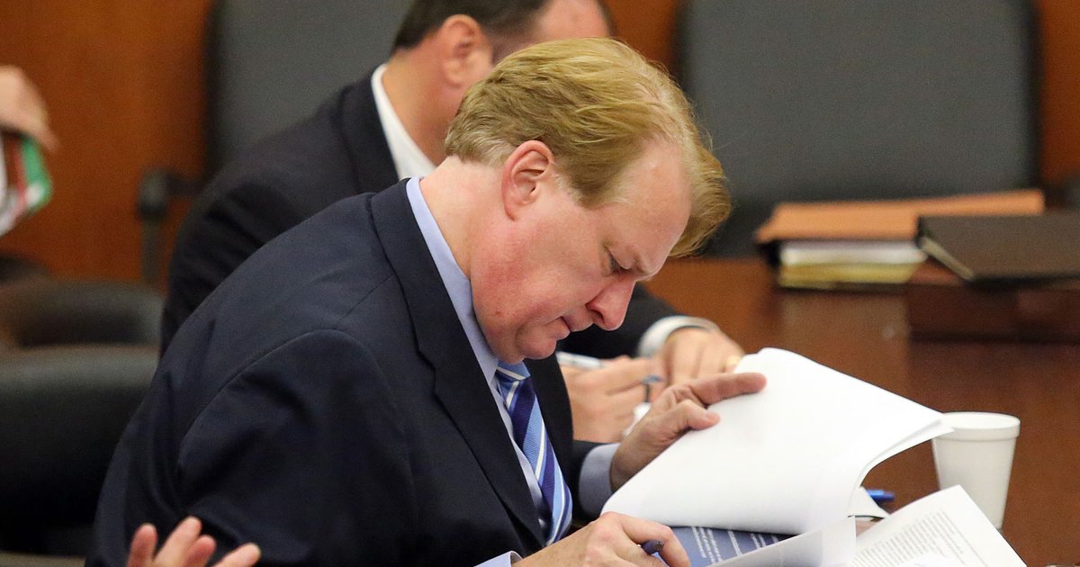 فضيحة تسريب معلومات في النظام القضائي