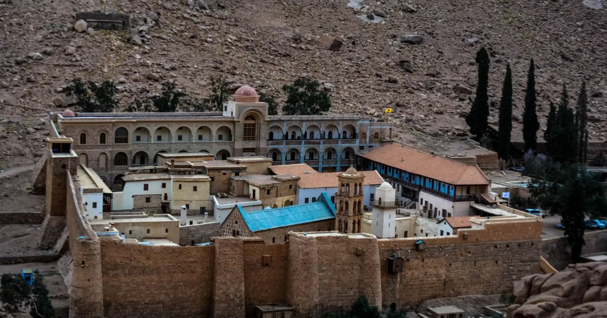 Visite du gouverneur du Sud-Sinaï au monastère Sainte-Catherine