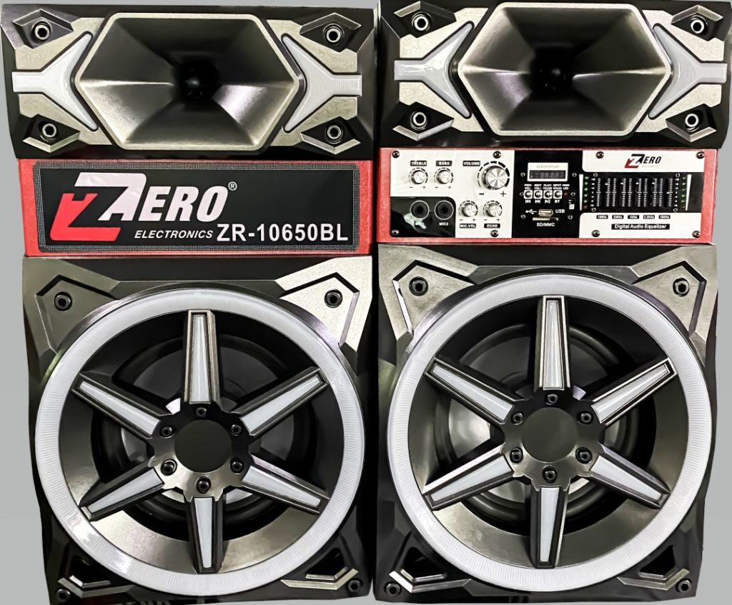 Aufführung des Theaterstücks Säußer Null im Kulturpalast