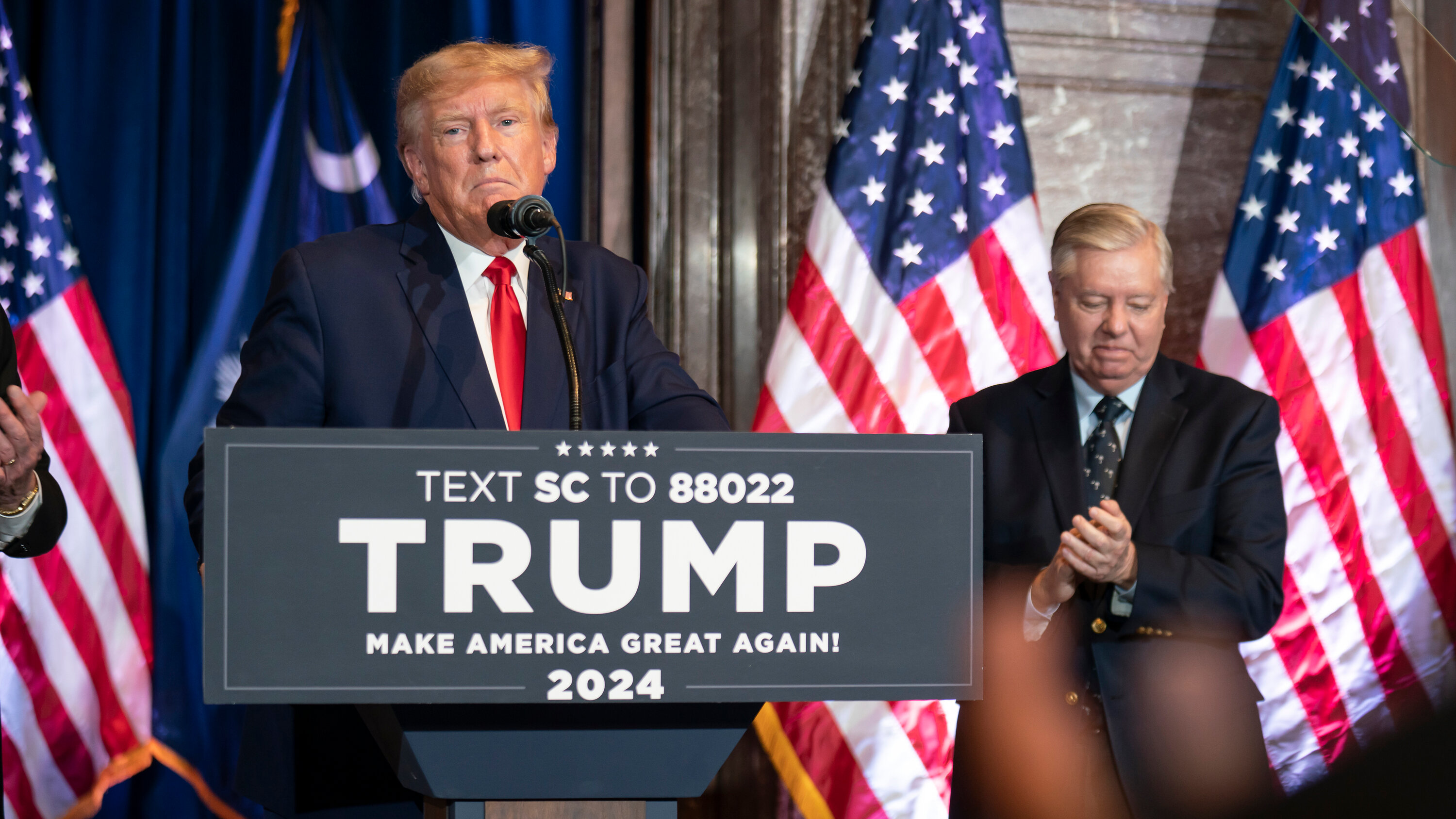 Einfluss von Trumps Unterstützung auf seine politischen Entscheidungen