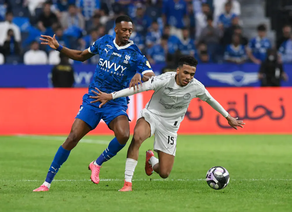 الهلال ضد الخلود: موعد المباراة والقنوات الناقلة