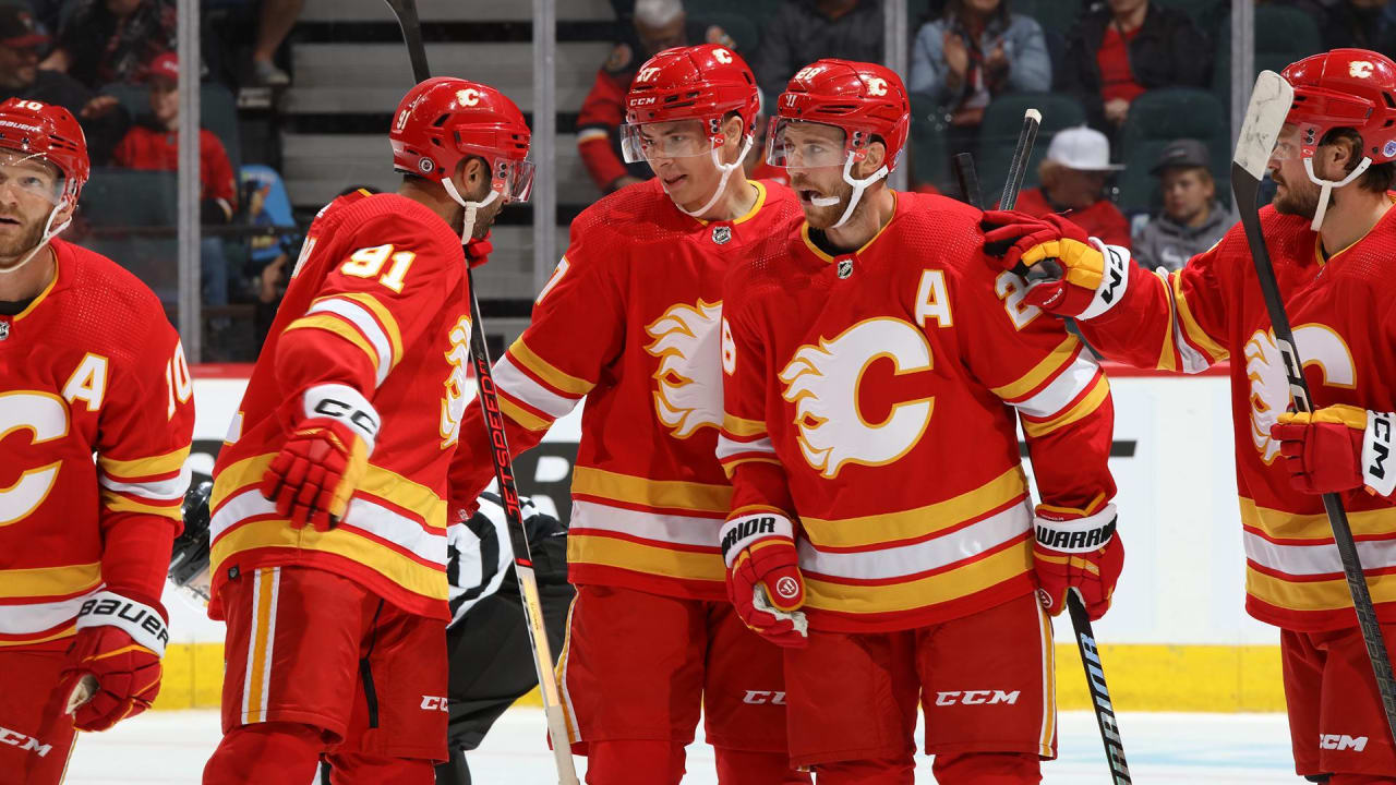 Victoire écrasante des Flames sur les Canucks en LNH