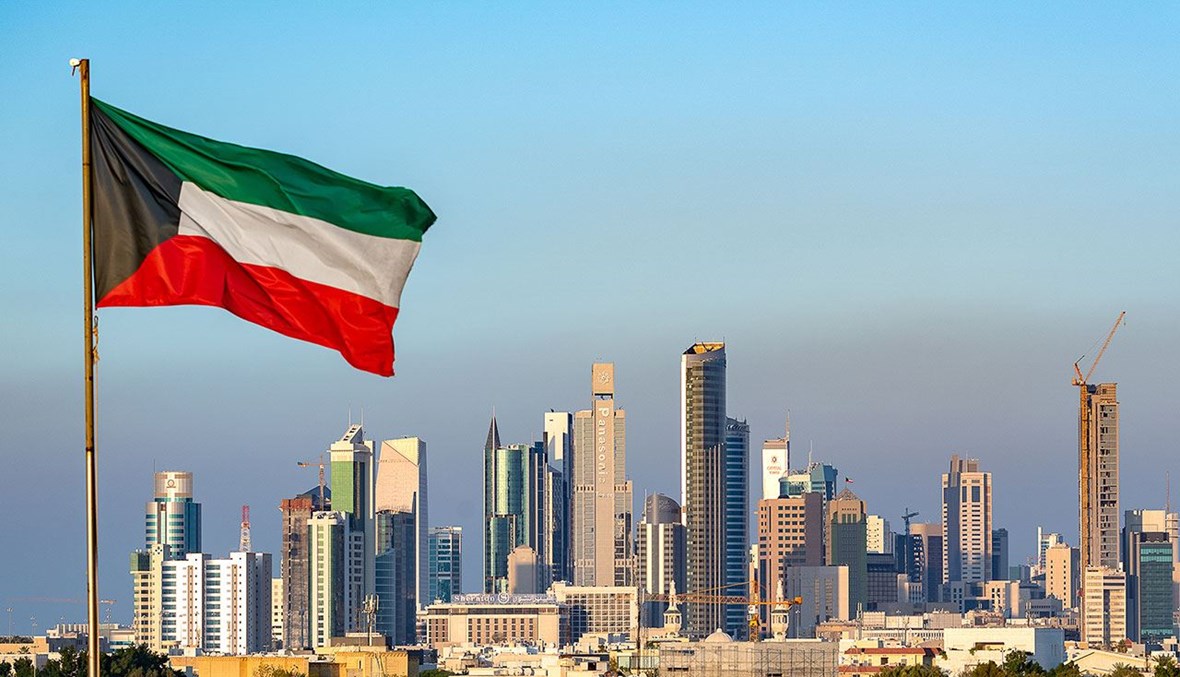 الكويت تبدأ بيع نفطها الخام إلى آسيا