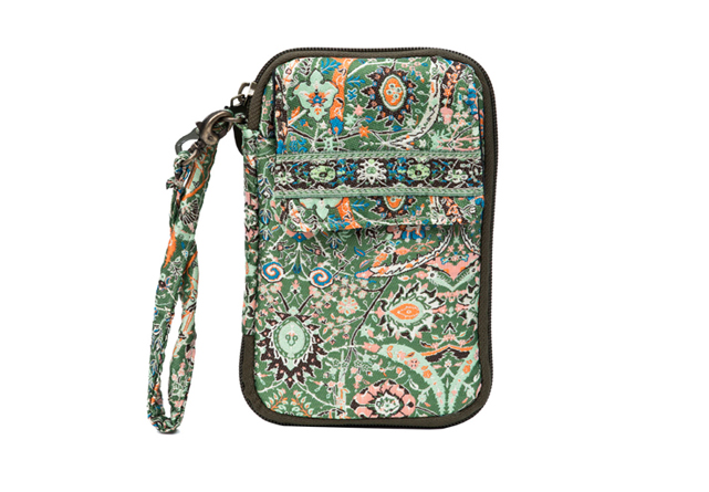 اتهام مؤسس سوبر ميكرو بتهريب خوادم إلى الصين