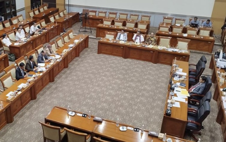 Révèle un site d'achat de jugements judiciaires