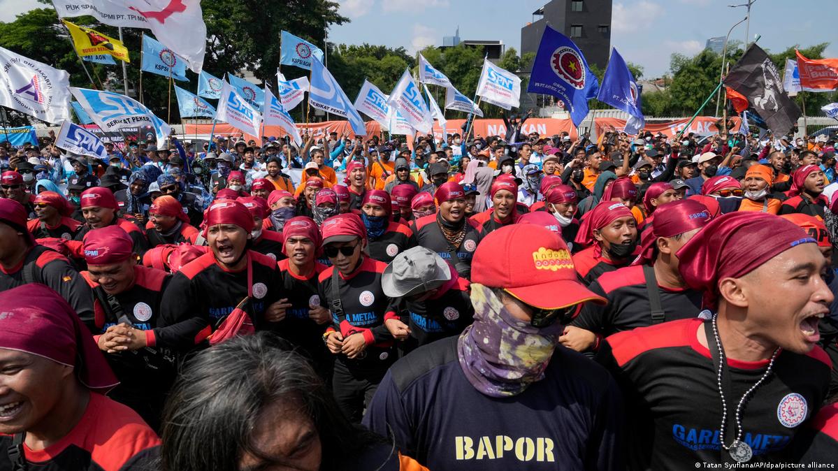 Indonesien erhöht Treibstoffgebühren um 38% für Flugpreise