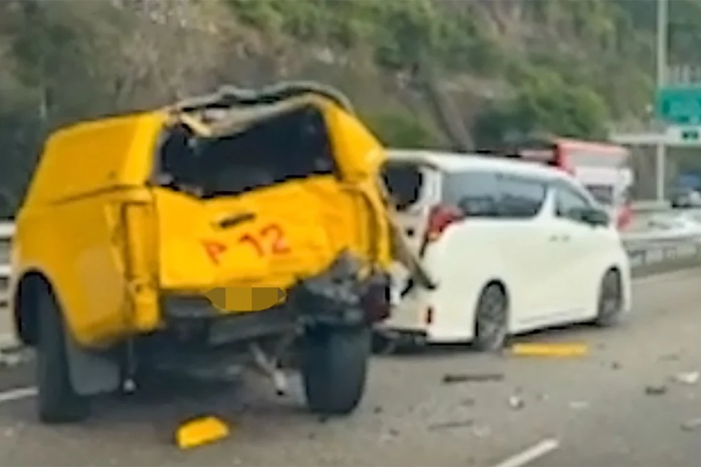 حادث مروع في هونغ كونغ يودي بحياة عامل