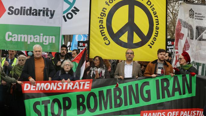 مناهضو الحرب في بريطانيا يشككون في ترامب والهدنة