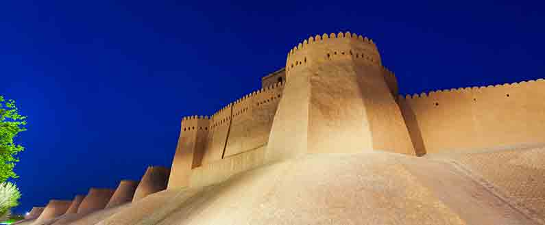 الملتقى المهني الثالث عشر بجامعة المؤسس