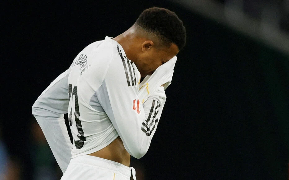 Blessure de Mbappé : inquiétude à Madrid avant le Clasico