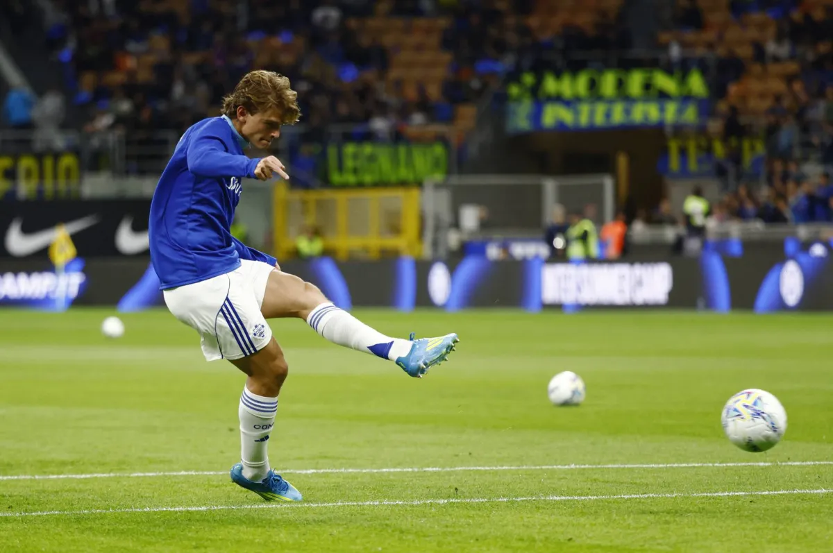 إصابة نيكو باز ونقله إلى المستشفى بعد مباراة جنوا