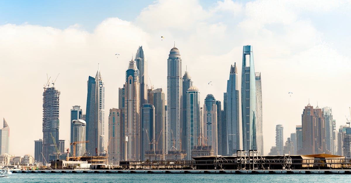 ارتفاع قياسي لأسهم دبي بعد اتفاق وقف إطلاق النار