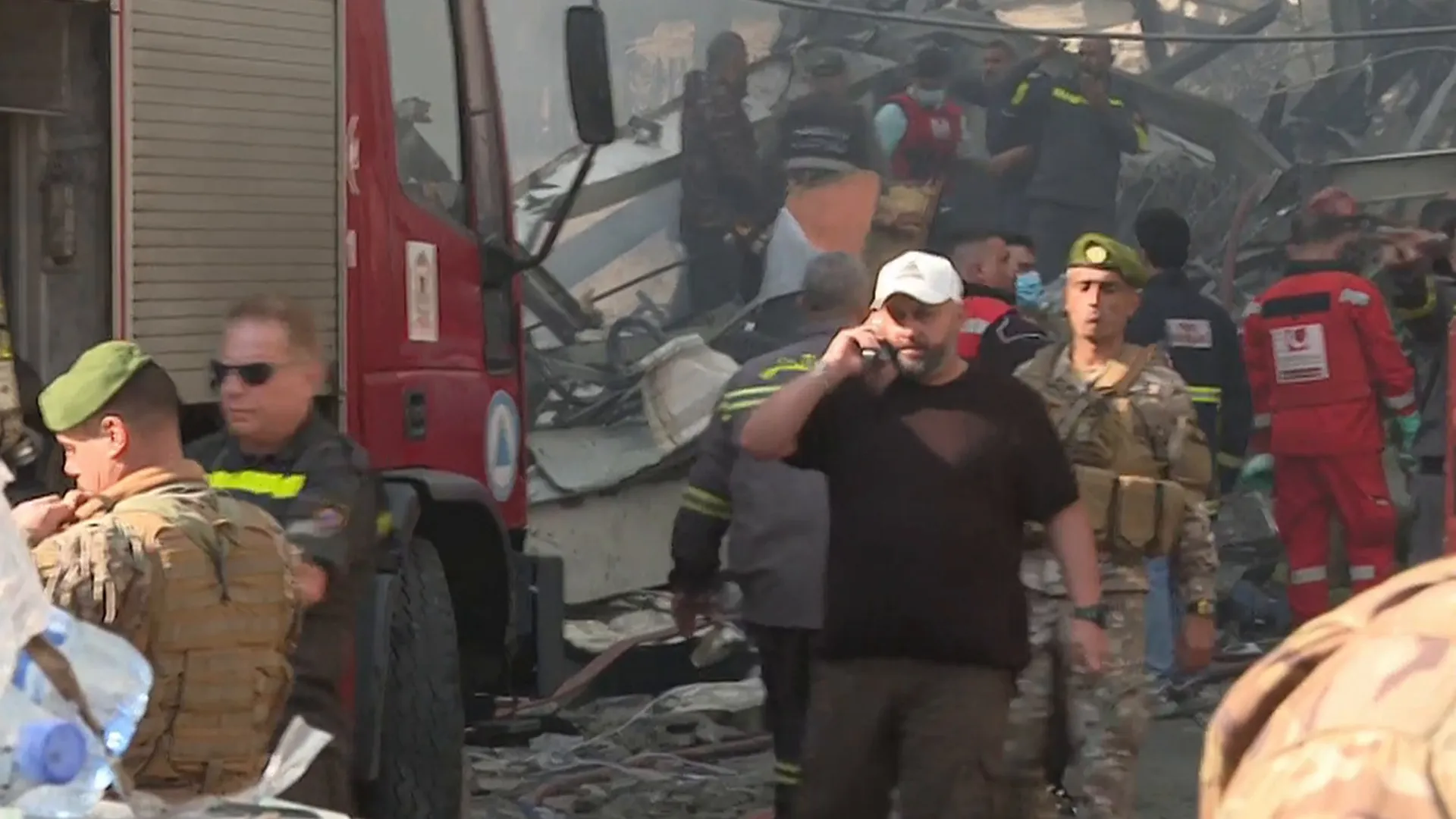 غارات إسرائيلية عنيفة على لبنان تثير الذعر والدمار