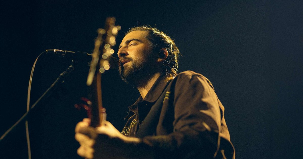 Noah Kahan's Crisis of Confidence After Rapid Success