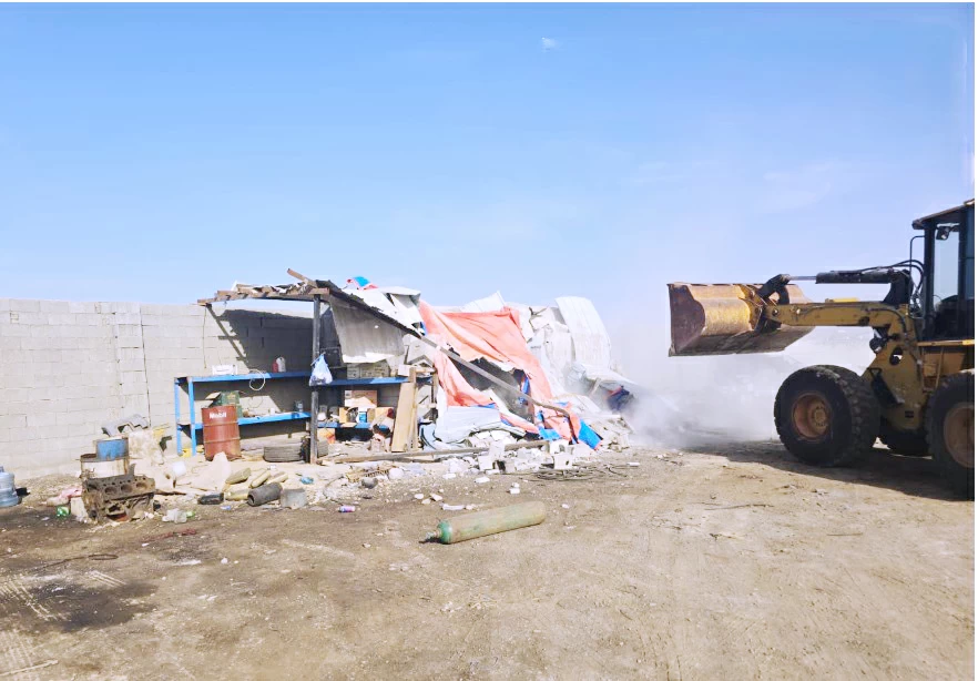 فصل الخدمات عن مباني آيلة للسقوط في جدة