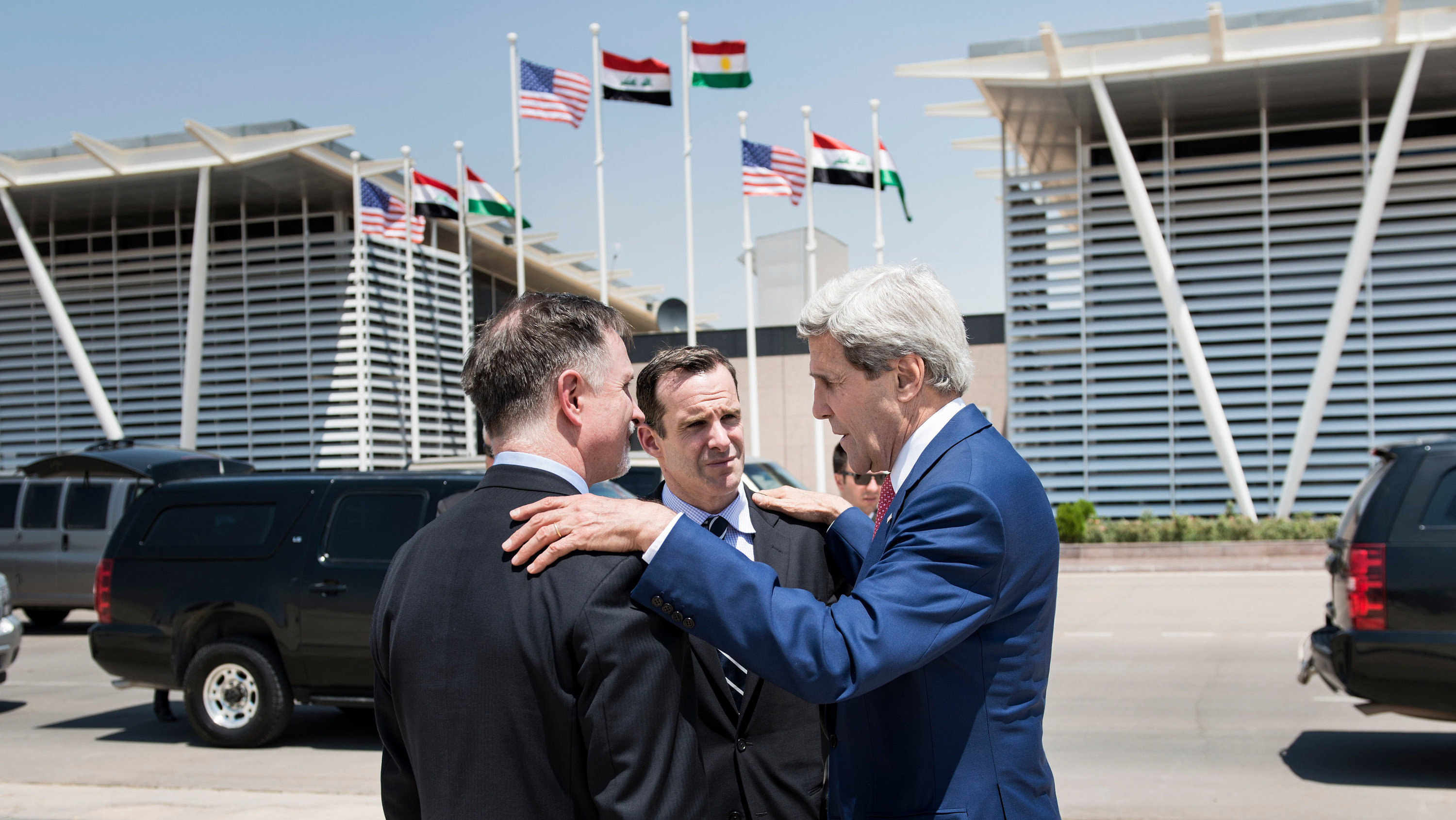 طهران تحدد شروطها لنهاية الحرب