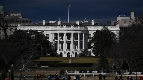 البيت الأبيض ينفي استخدام أسلحة نووية ضد إيران