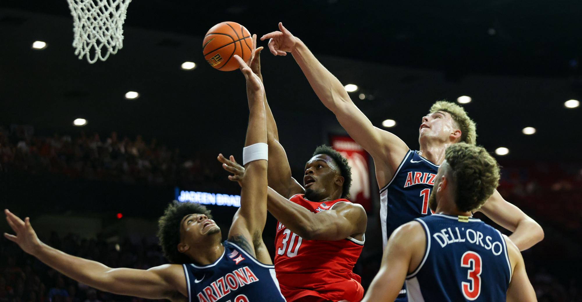 Michigan besiegt Arizona im spannenden NCAA-Spiel
