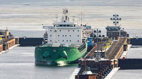 انطلاق باخرة جديدة لنقل المواشي من مرفأ بانياس