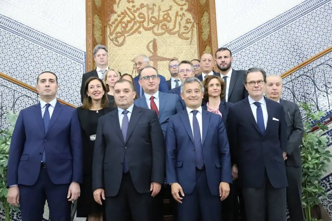 زيارة وزير العدل الفرنسي إلى الجزائر لتعزيز التعاون