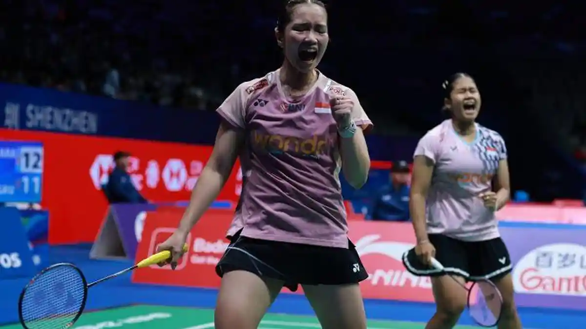 المنتخب الإندونيسي يحقق فوزًا مثيرًا في بطولة آسيا للبادمنتون