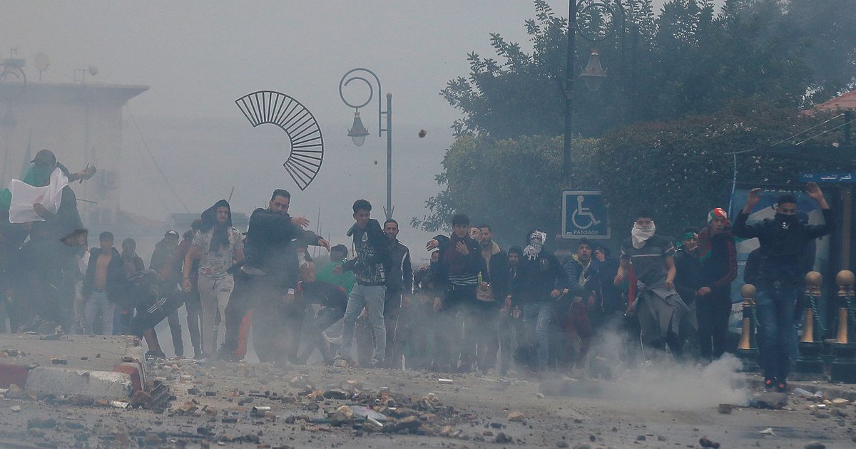 Appel à des réformes politiques en Algérie