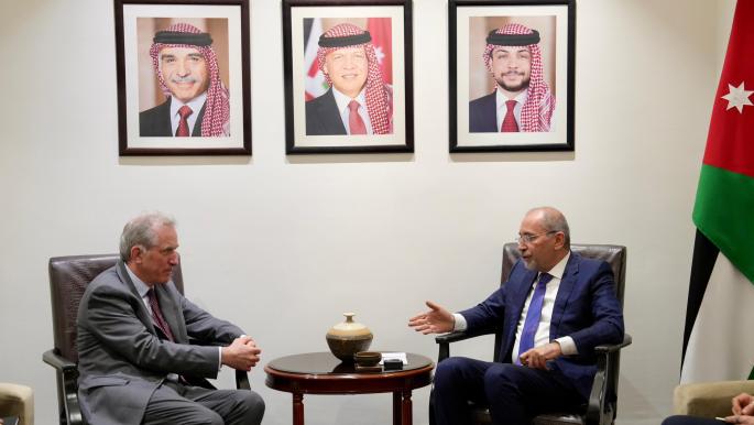 Efforts de Safadi pour mettre fin à l'escalade régionale