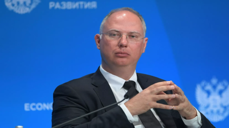 الكنديون والانضمام إلى الاتحاد الأوروبي: آراء وتحذيرات