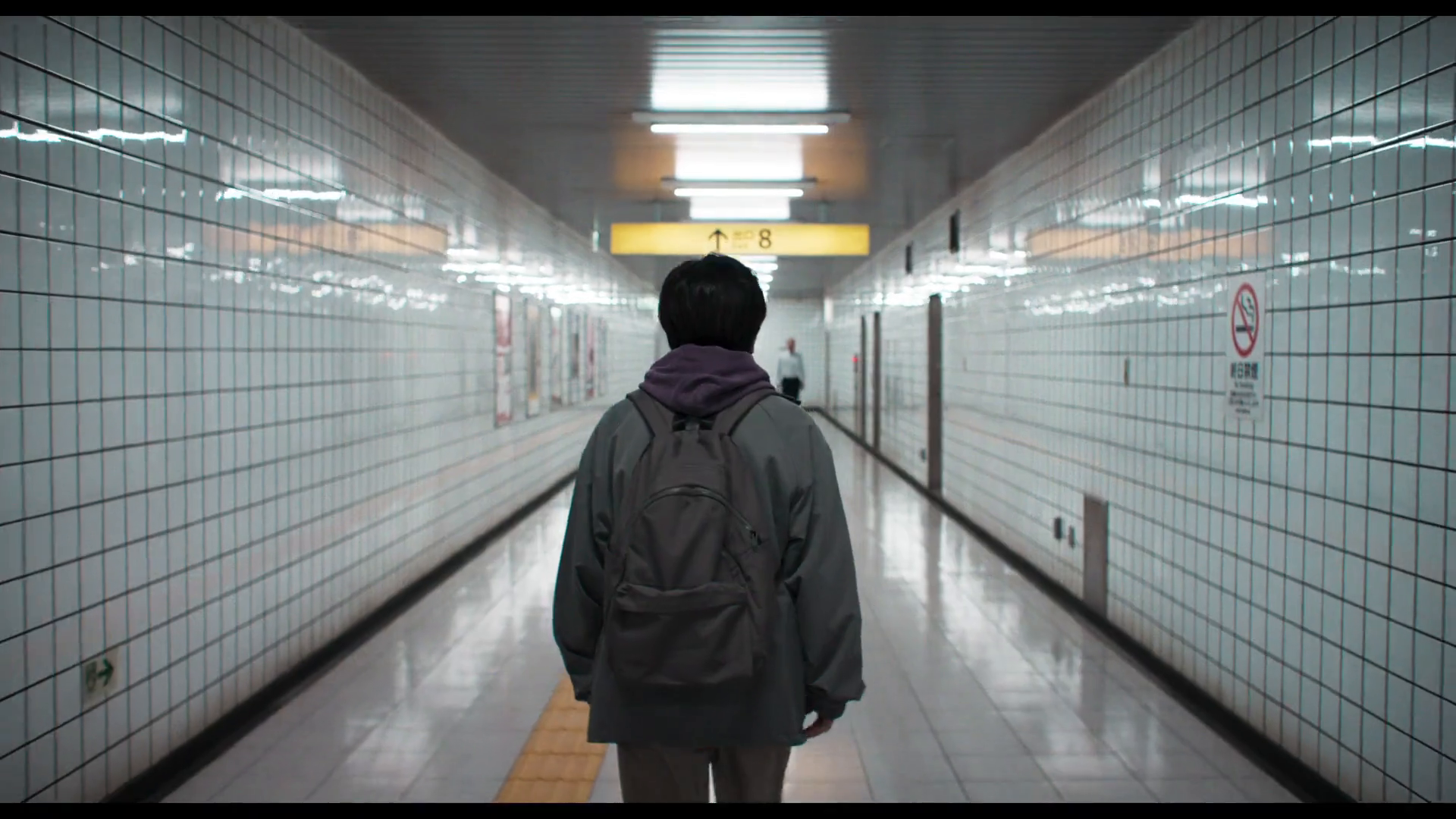 استعراض فيلم Exit 8: تجربة سينمائية مستوحاة من لعبة فيديو