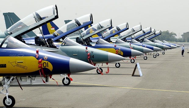 Base aérienne à Natuna pour lutter contre les incendies