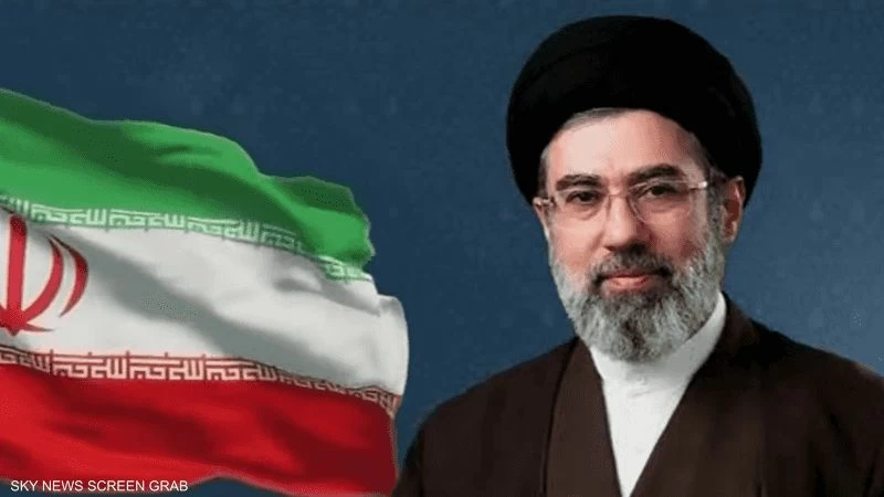 حالة مجتبى خامنئي الصحية وتأثيرها على إيران