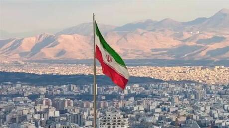 اكتشاف مركز تجسس في طهران مزود بتقنية ستارلينك