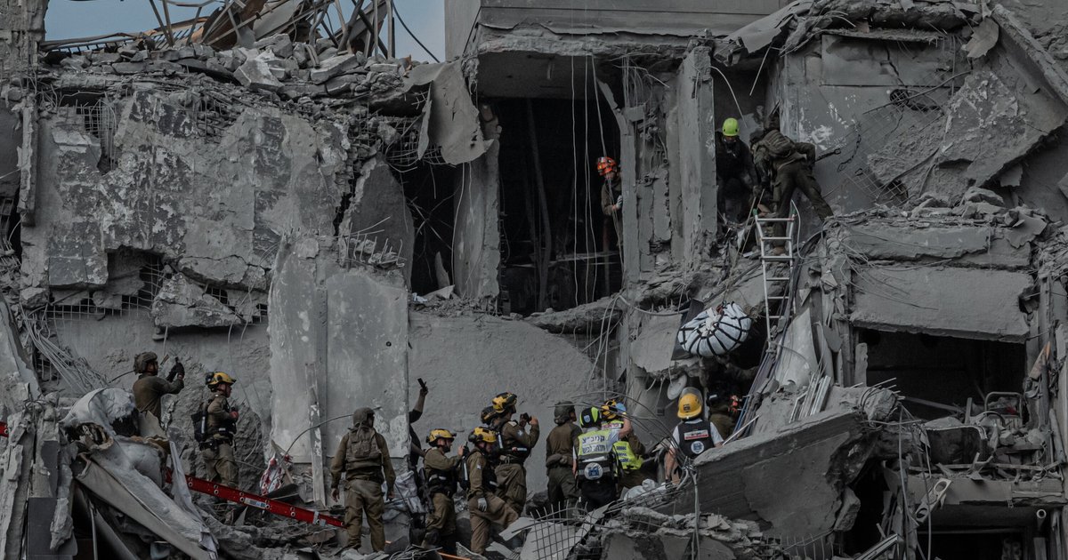 Iranian missile damages 100 homes in Beersheba