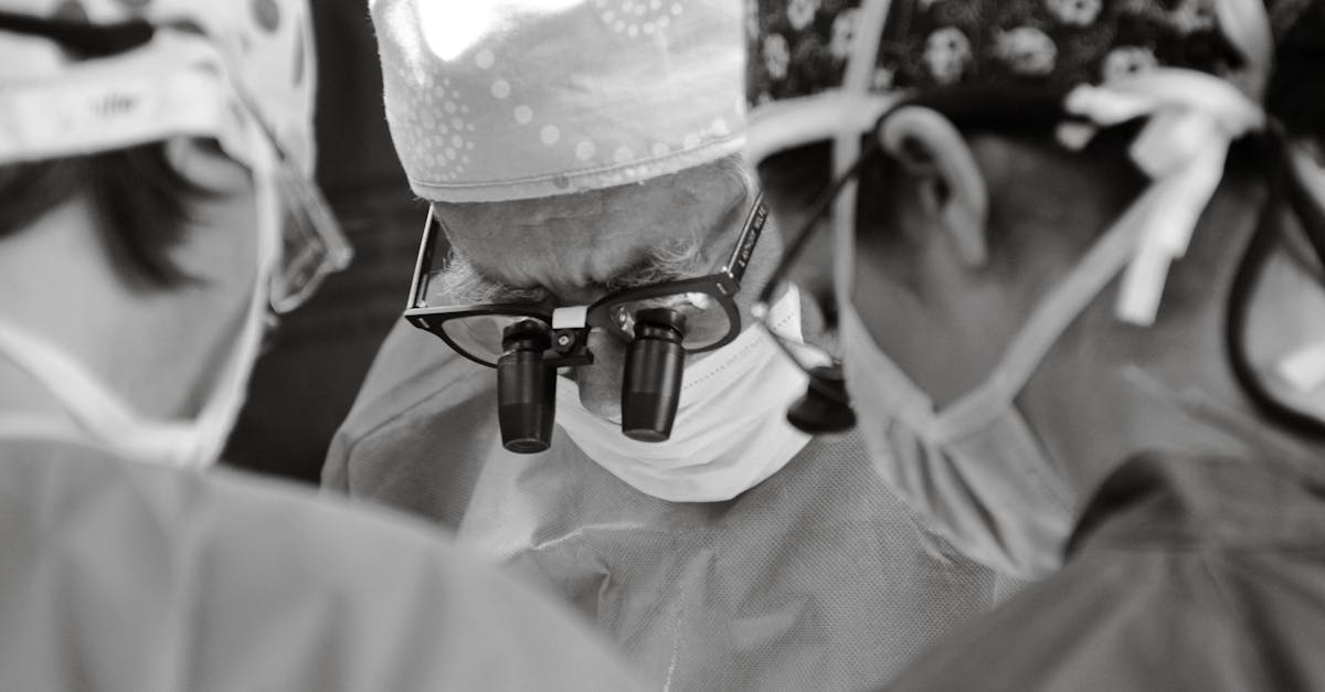 Poetry and Chanting Evening for Patients at King Fahd