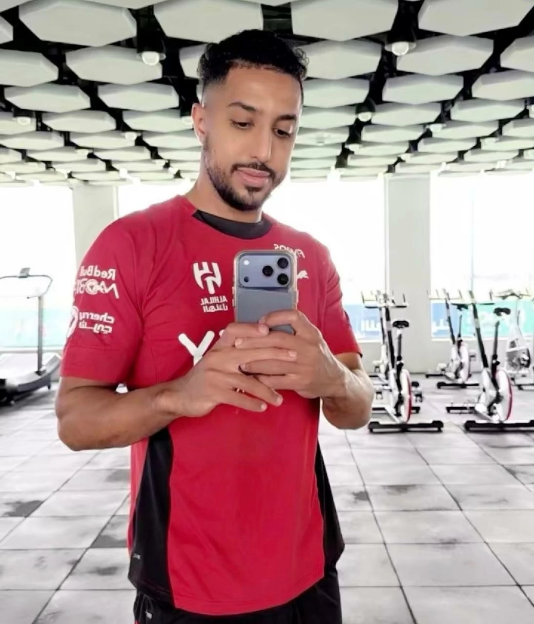 الدوسري يقترب من هدفه الـ88 مع الهلال