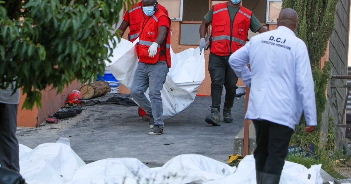 اعتقال طالبات في كينيا بعد حريق مدمر في مدرسة