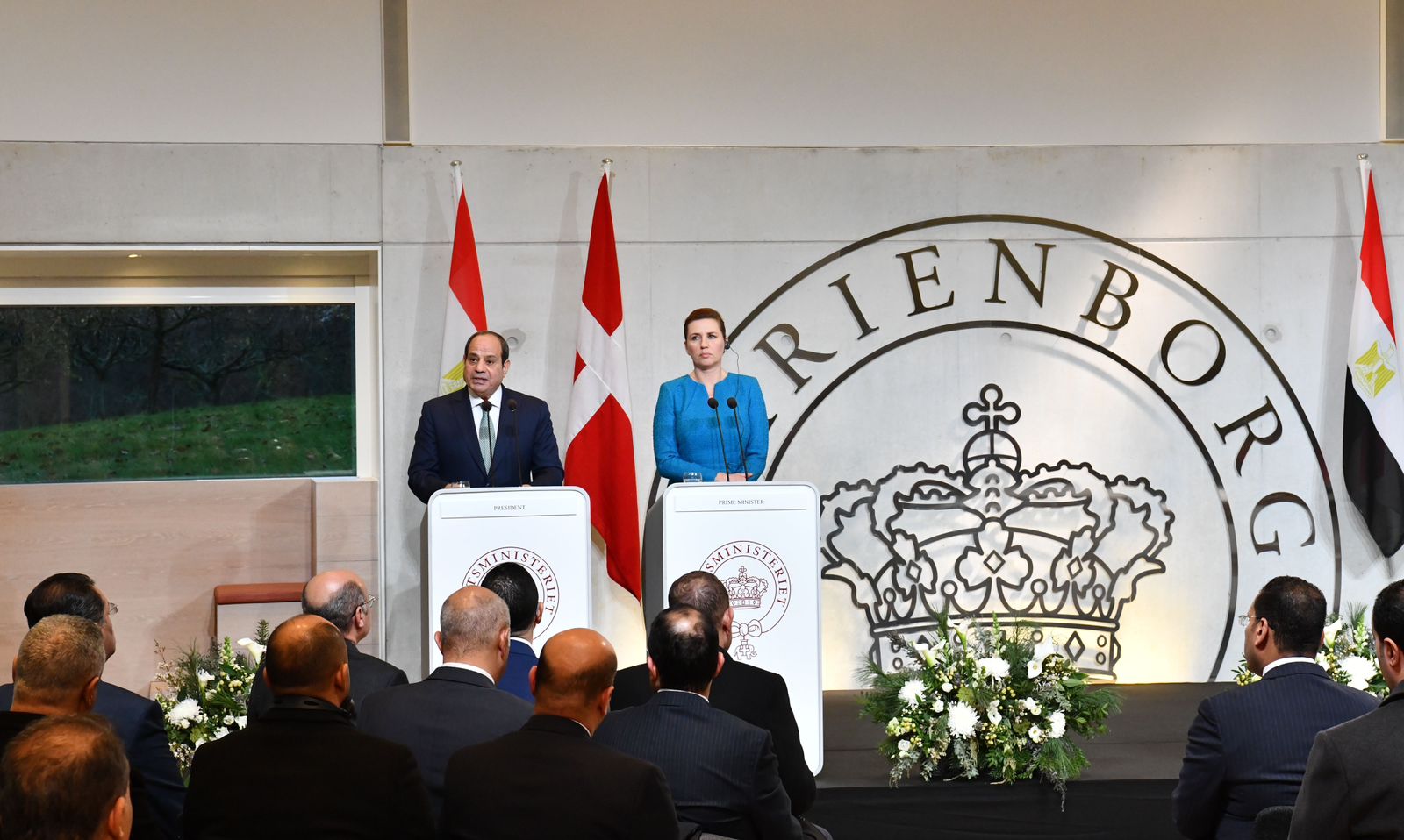 مؤتمر صحفي لرئيس الوزراء لمناقشة قضايا هامة