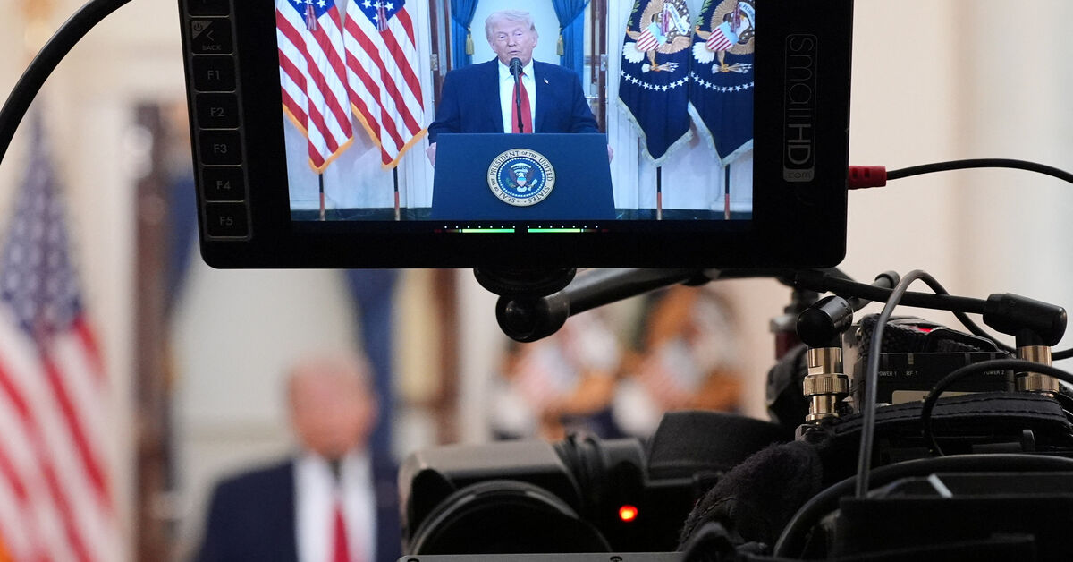 ترامب يهدد إيران بضربات عسكرية