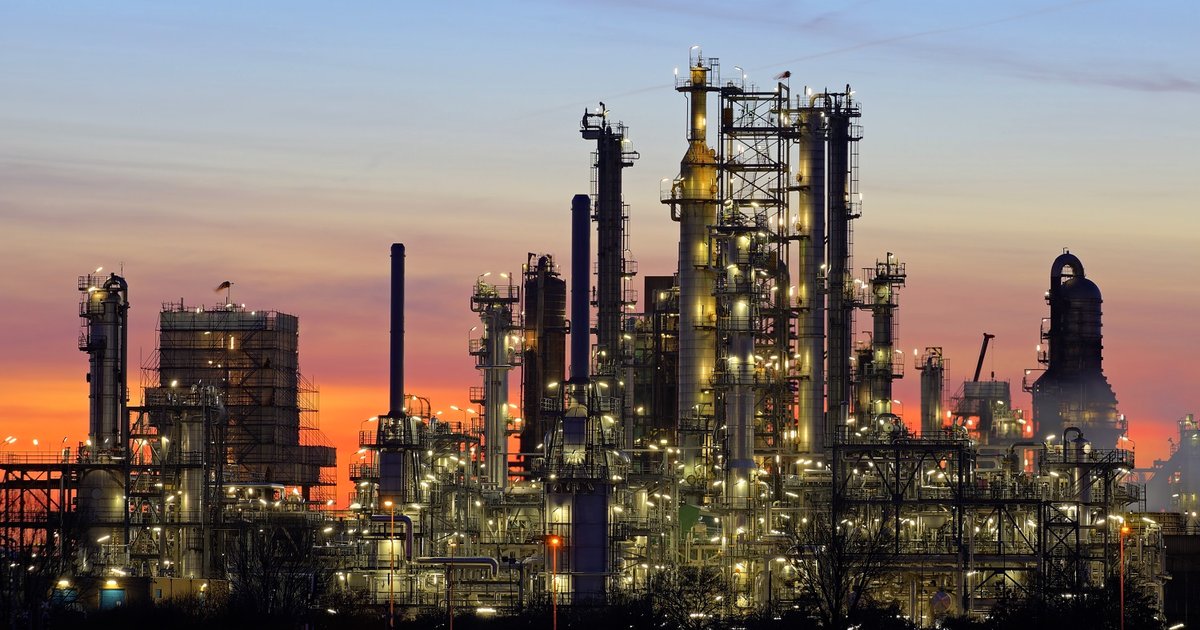 Feuer in Borouge Petrochemiefabrik nach Raketenabwehr