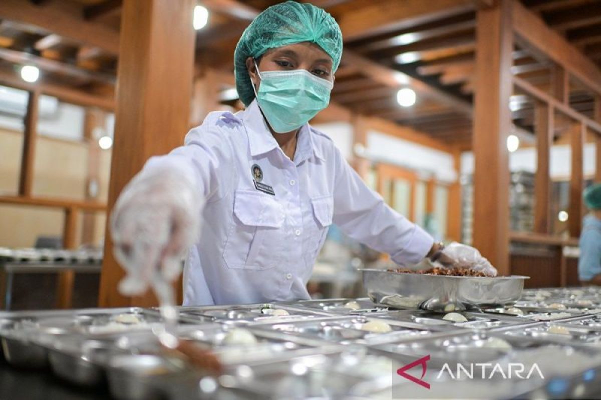 إندونيسيا تعزز معايير سلامة الغذاء