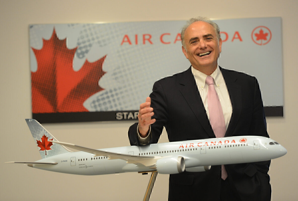 Retraite du PDG d'Air Canada après des critiques