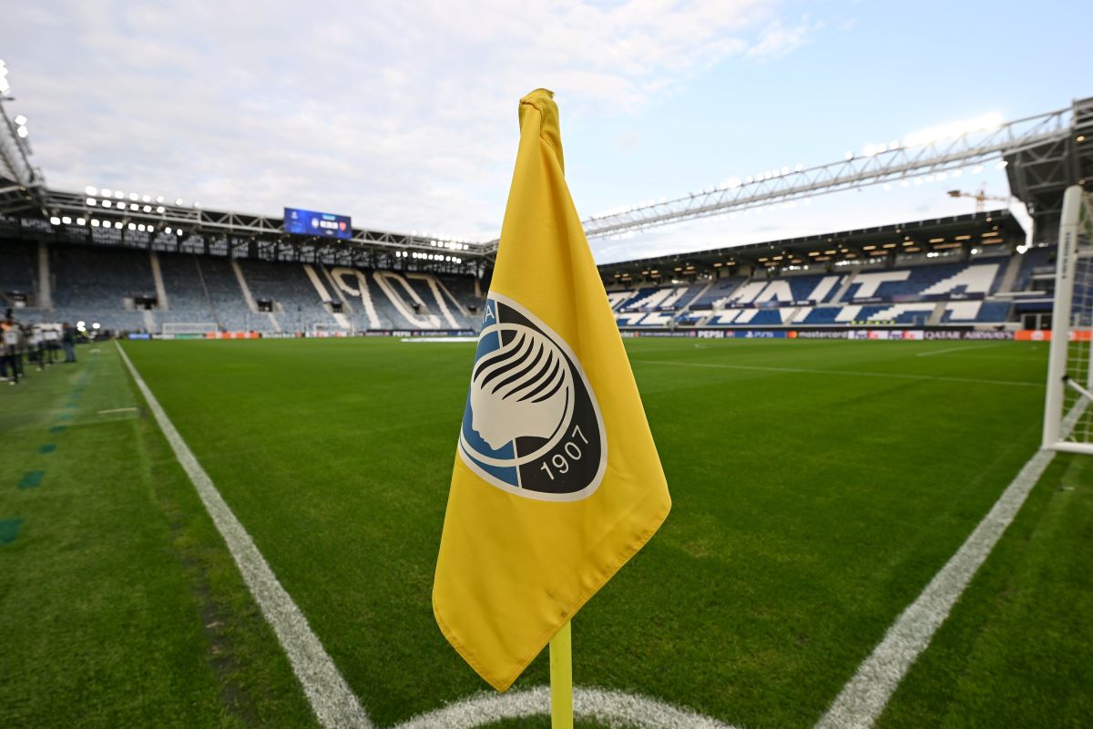 مانشستر يونايتد يسعى لضم نجم أتالانتا كبديل لكاسيميرو