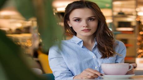 تفوق النساء في تذكر الوجوه والتفاصيل العاطفية